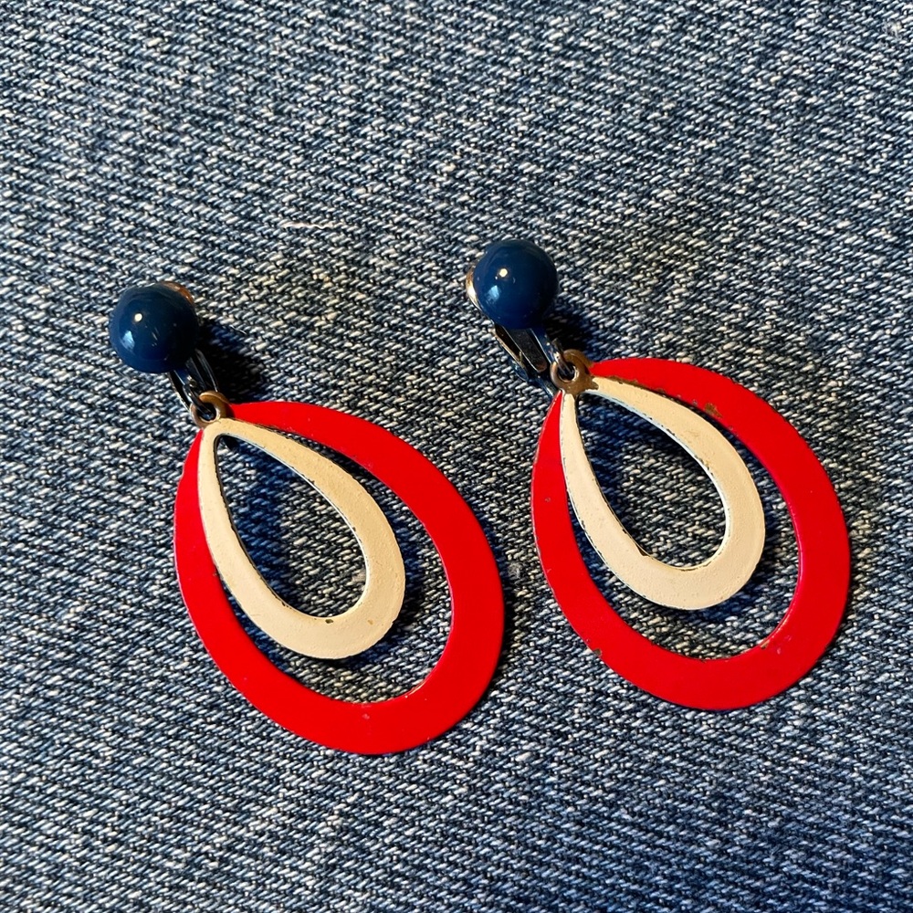 1960’s red, white and blue vintage enamel clip earrings